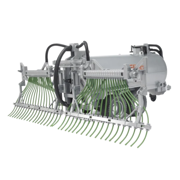 Bruder Fliegl Tanker with Spread Tubes 116 02020 (1)